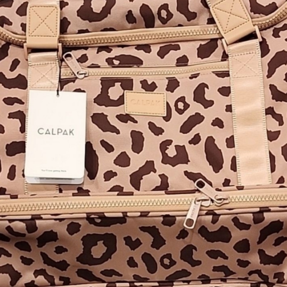 Calpak Stevyn duffle w shoe compartment - Picture 5 of 10